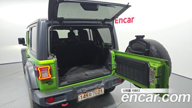 Jeep Wrangler 2018 — photo 20