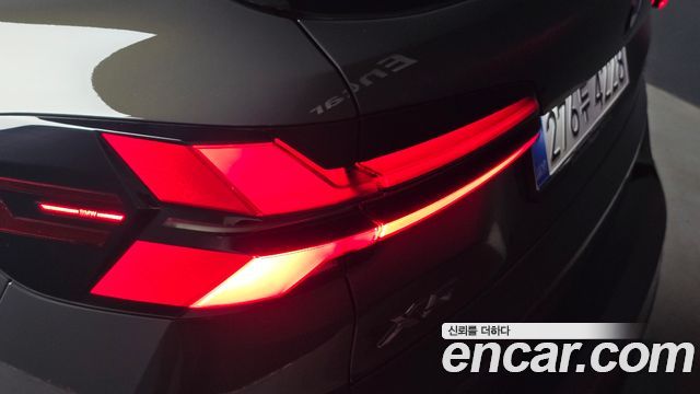 BMW X5 2026 — photo 9