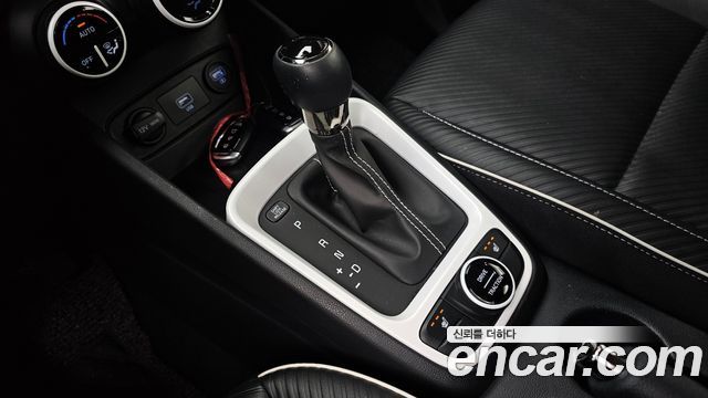 Hyundai Venue 2020 — photo 12