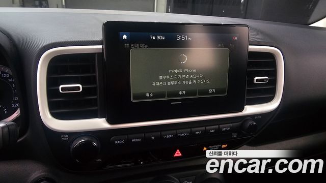 Hyundai Venue 2020 — photo 22