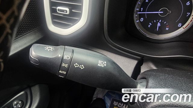 Hyundai Venue 2020 — photo 24