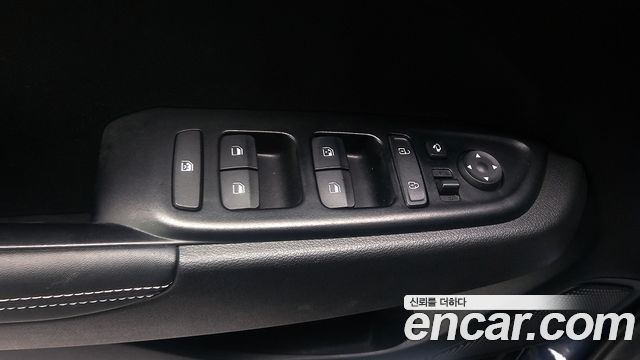 Hyundai Venue 2020 — photo 27