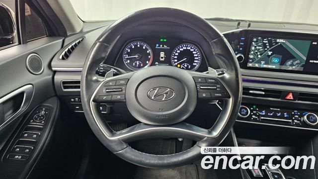 Hyundai Sonata 2022 — photo 19