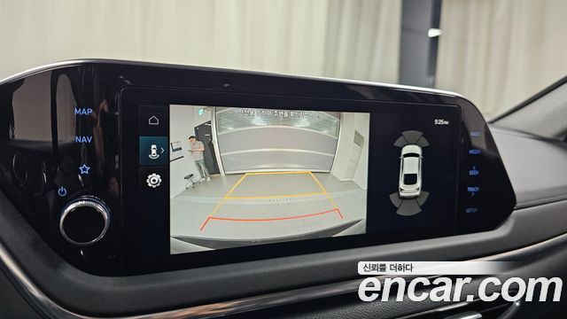 Hyundai Sonata 2022 — photo 20