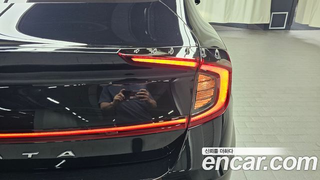 Hyundai Sonata 2022 — photo 9