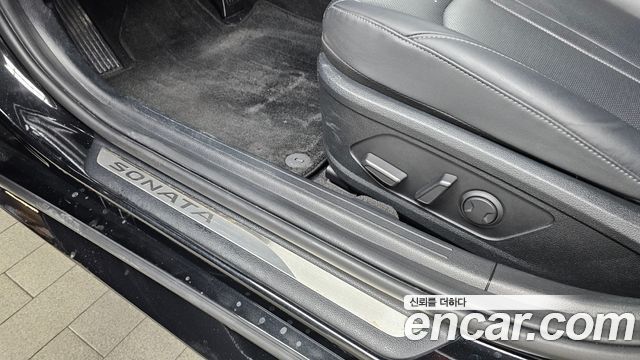Hyundai Sonata 2022 — photo 28