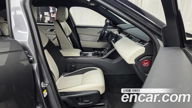Land Rover Range Rover Velar 2018 — photo 11