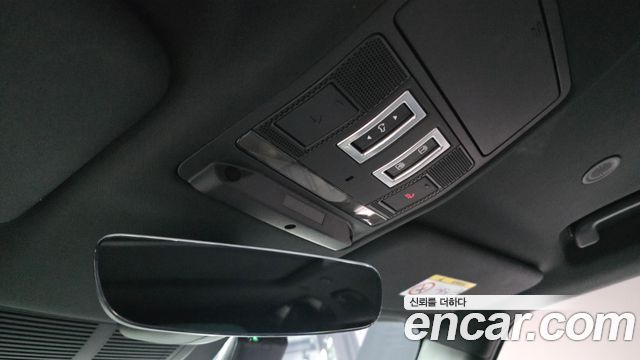 Land Rover Defender 2022 — photo 30