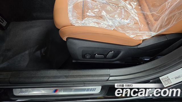 BMW 3-Series 2024 — photo 29