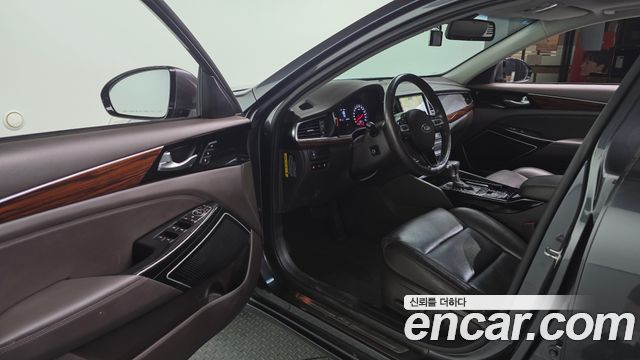 Kia K7 2016 — photo 10