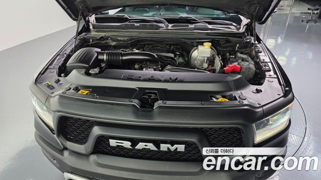 Dodge Ram Pick Up 2020 — photo 6