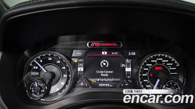 Dodge Ram Pick Up 2020 — photo 11