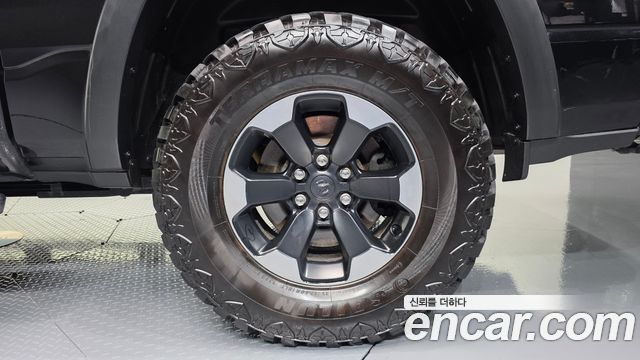 Dodge Ram Pick Up 2020 — photo 7