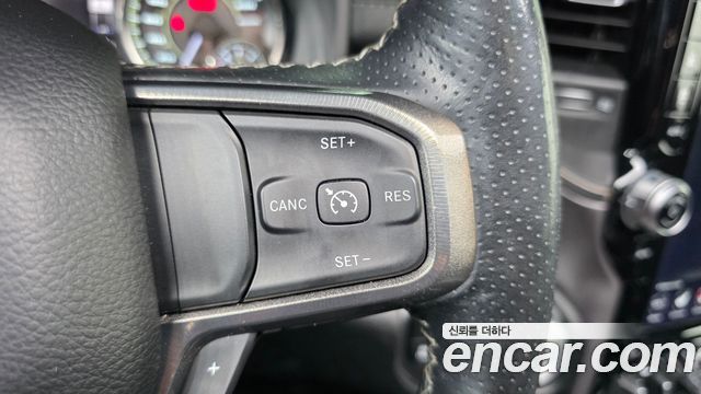 Dodge Ram Pick Up 2020 — photo 27