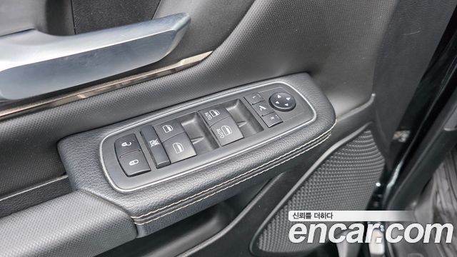 Dodge Ram Pick Up 2020 — photo 28