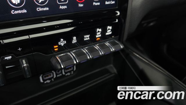 Dodge Ram Pick Up 2020 — photo 30