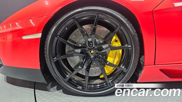 Lamborghini Aventador 2016 — photo 5
