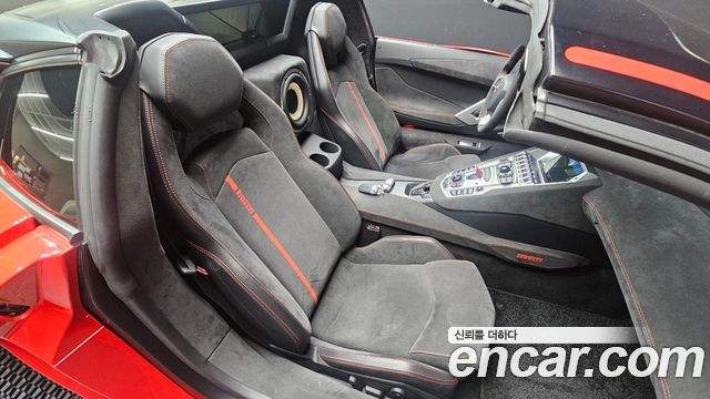 Lamborghini Aventador 2016 — photo 11