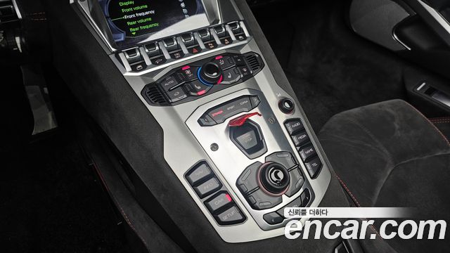 Lamborghini Aventador 2016 — photo 15