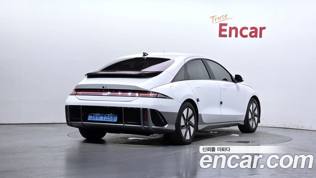 Hyundai Ioniq6 2023 — photo 2