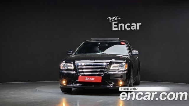 Chrysler 300C 2012 — photo 3