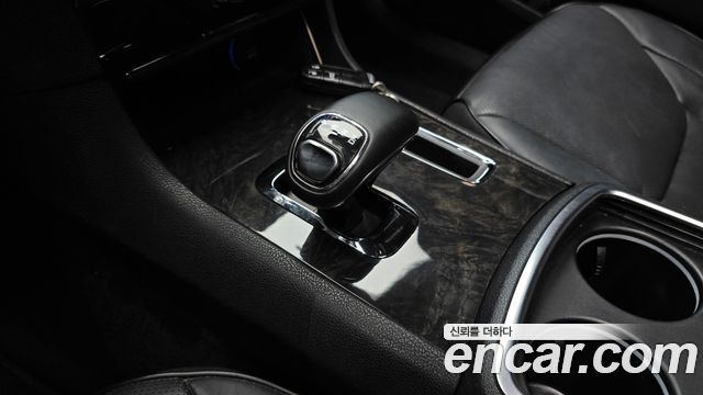 Chrysler 300C 2012 — photo 9
