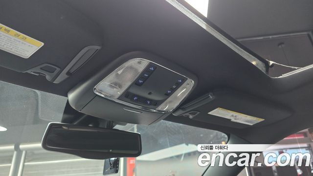 Chrysler 300C 2012 — photo 18