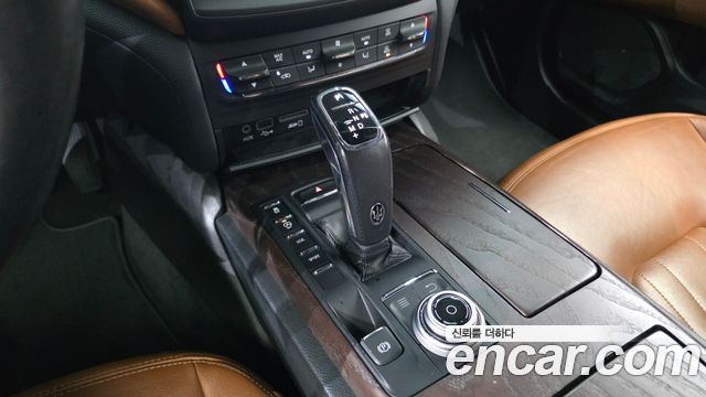 Maserati Ghibli 2019 — photo 12