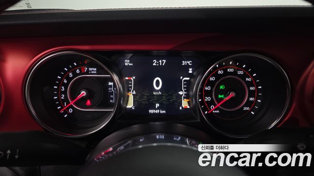 Jeep Gladiator 2022 — photo 11