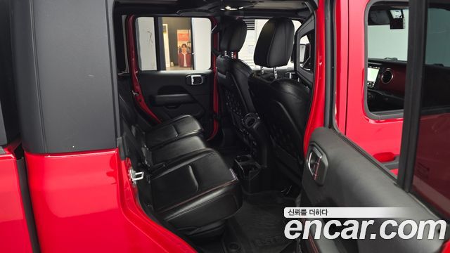 Jeep Gladiator 2022 — photo 17