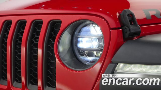 Jeep Gladiator 2022 — photo 8