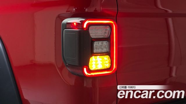 Jeep Gladiator 2022 — photo 9