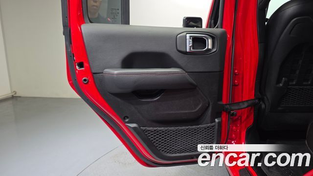 Jeep Gladiator 2022 — photo 15