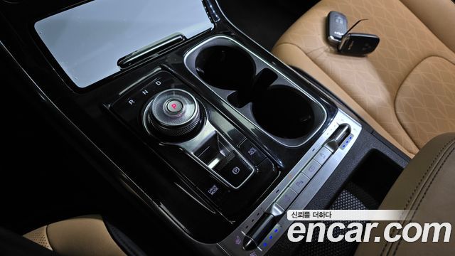 Kia Canival 2023 — photo 12