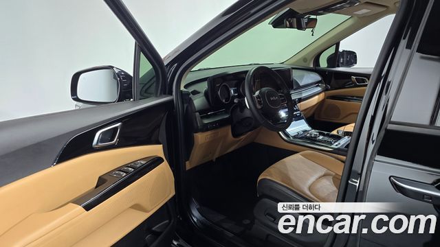 Kia Canival 2023 — photo 13