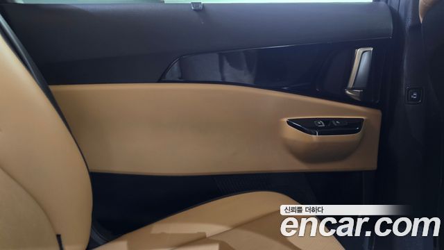 Kia Canival 2023 — photo 15