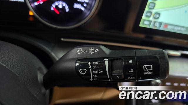 Kia Canival 2023 — photo 29