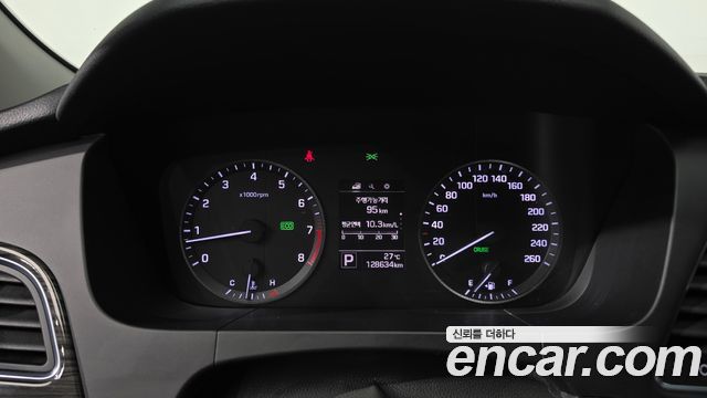 Hyundai Sonata 2015 — photo 11