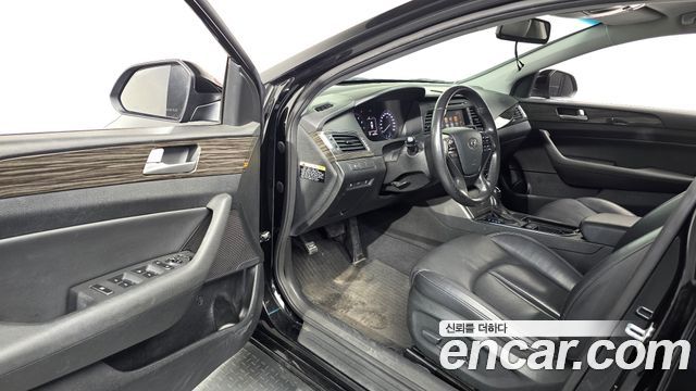 Hyundai Sonata 2015 — photo 13