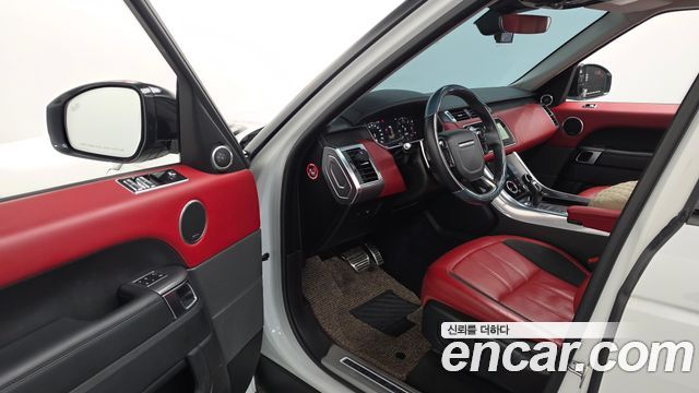 Land Rover Range Rover Sport 2019 — photo 13
