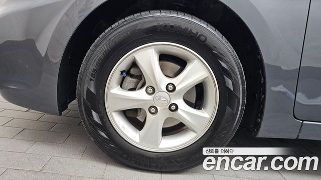 Hyundai Accent 2012 — photo 5