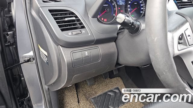 Hyundai Accent 2012 — photo 27