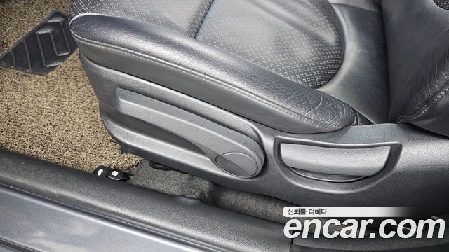 Hyundai Accent 2012 — photo 30