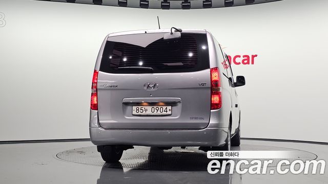 Hyundai Starex 2019 — photo 4
