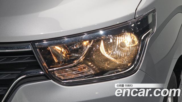 Hyundai Starex 2019 — photo 8