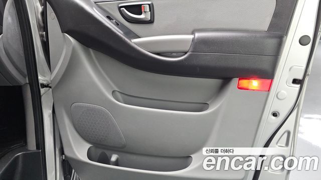 Hyundai Starex 2019 — photo 15