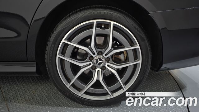 Mercedes-Benz E-Class 2021 — photo 7