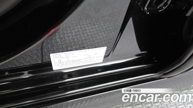 Mercedes-Benz E-Class 2021 — photo 27