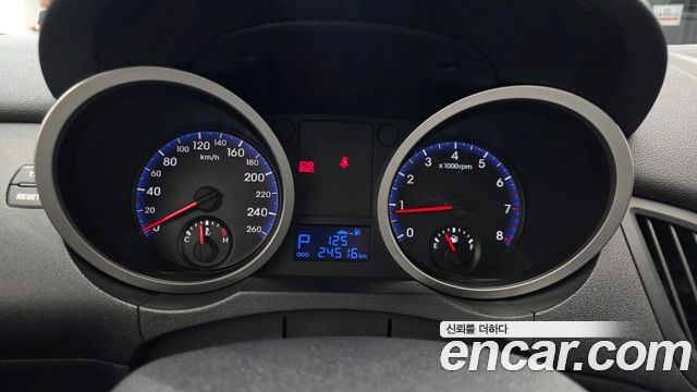 Hyundai Genesis 2009 — photo 11