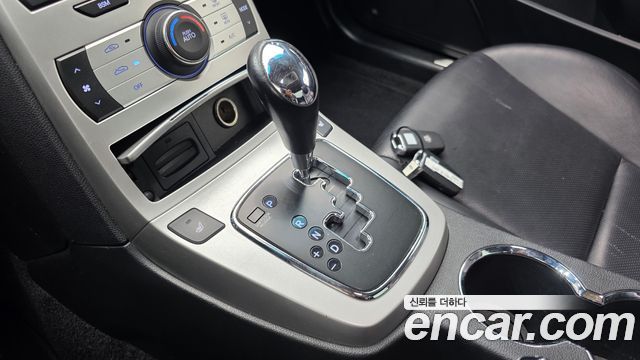 Hyundai Genesis 2009 — photo 12